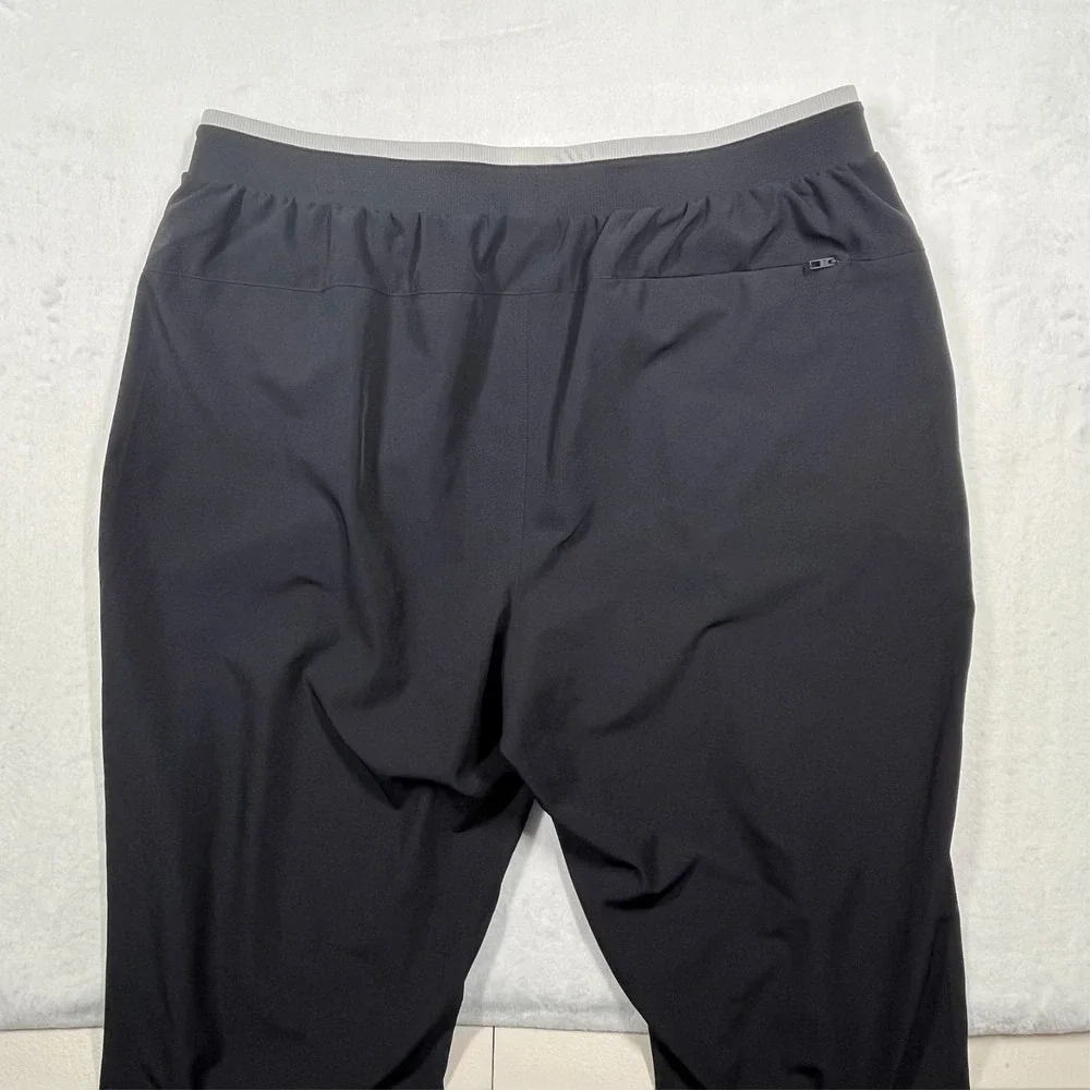 Fabletics The‎ Fundamental Pant Joggers Mens XL Black Stretch Athletic Gym *Flaw
